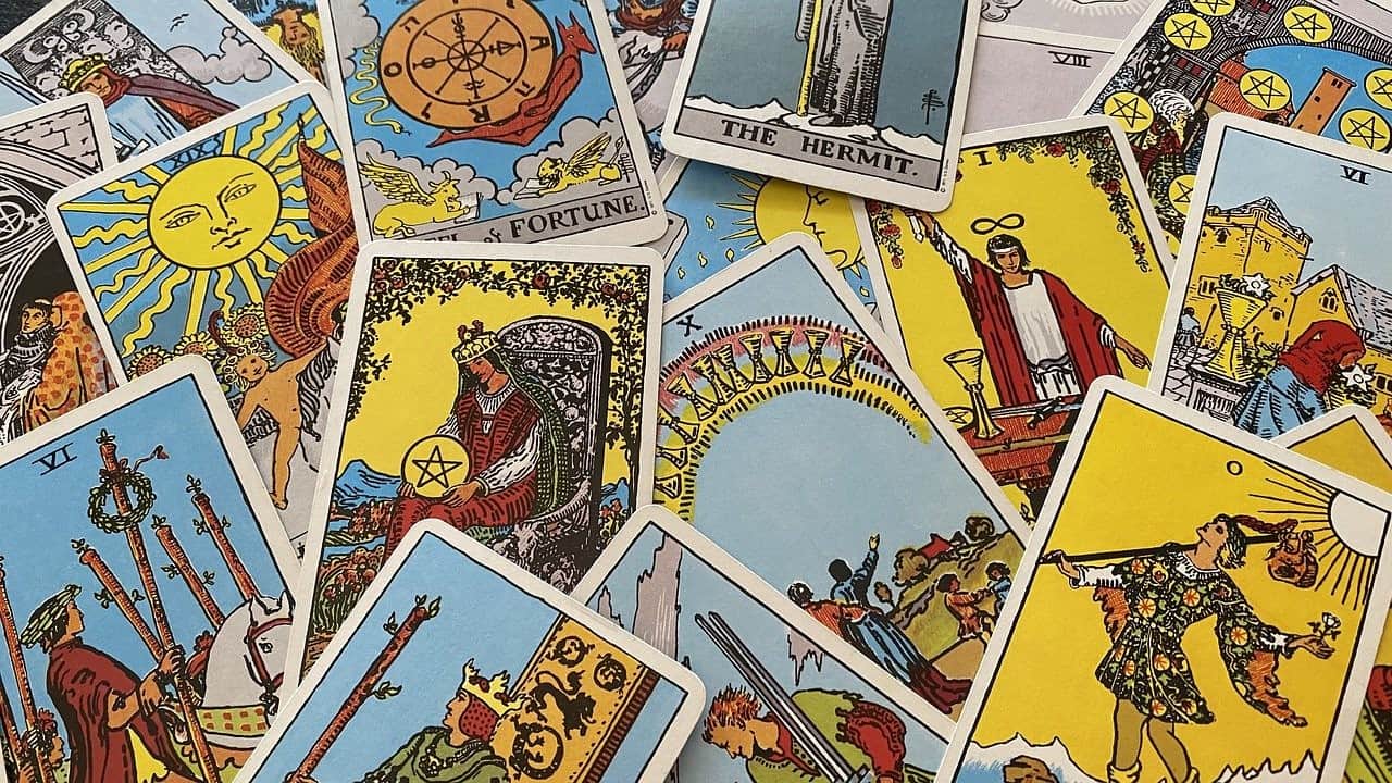 tarot cards imagery