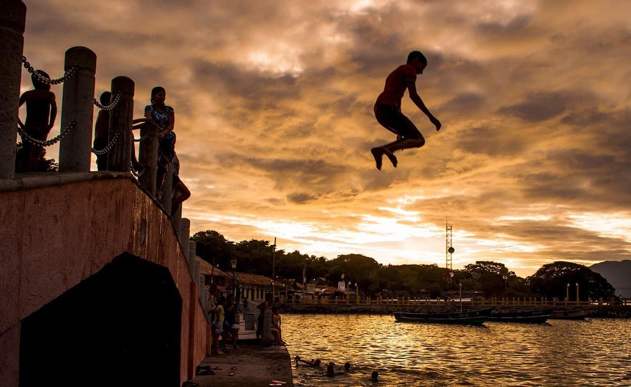 jumping from bridge