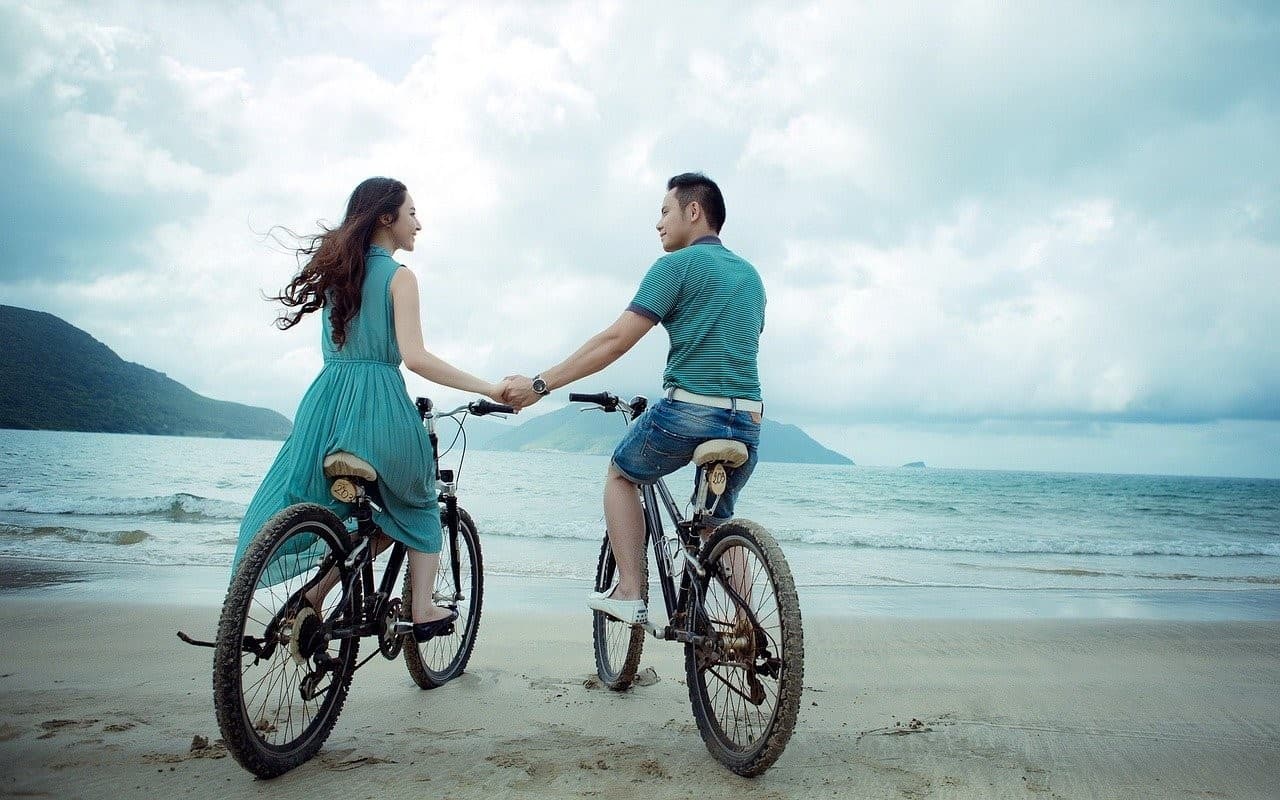 bike couple