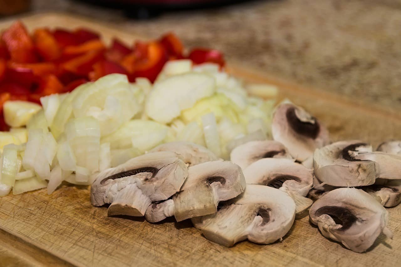 mushrooms chopping board