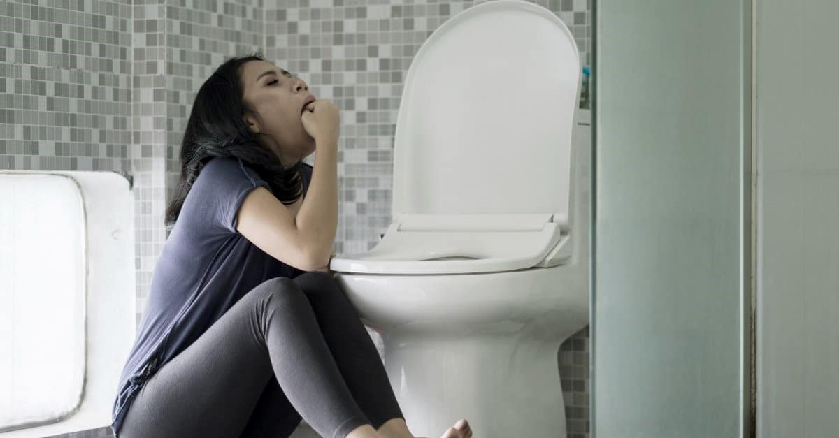 10 Meanings When You Dream About Throwing Up